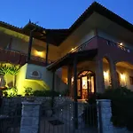 Zeus Hotel