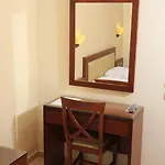 Zeus Hotel