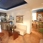 Hotel Zeus *