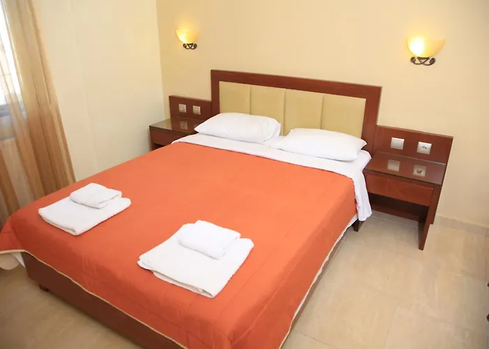Zeus Hotel Afytos