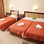 Zeus Hotel