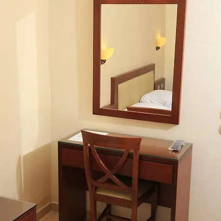 Zeus Hotel